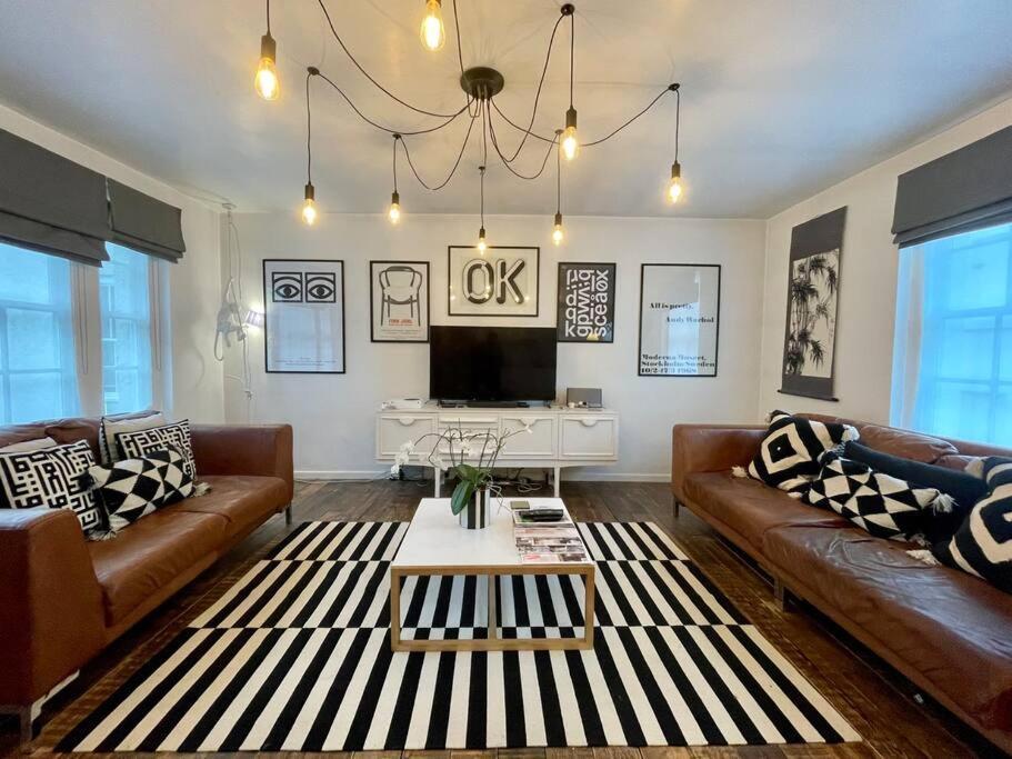 Gorgeous 2 bedroom apartment edge of Cabot Circus Bristol Buitenkant foto